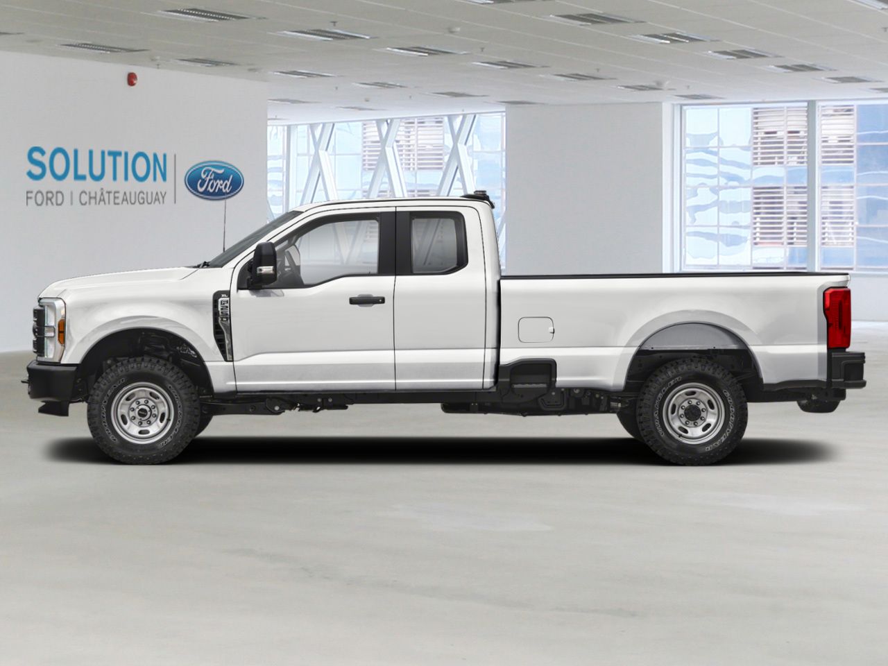 Ford Super Duty F-250 SRW XL CABINE DOUBLE 4RM CAISSE DE 8 PI 2026 Blanc Ch&acirc;teauguay - photo #2