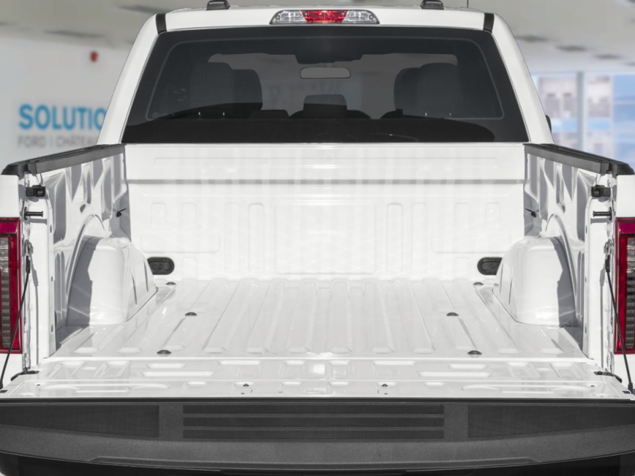 Ford F-150 XL HYBRIDE CABINE SUPERCREW 4RM CAISSE DE 6,5 PI 2026 Blanc Oxford Ch&acirc;teauguay - photo #10