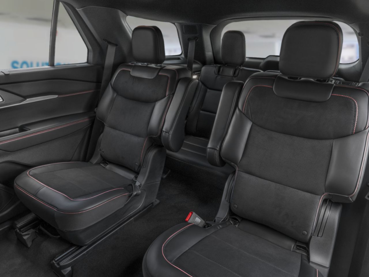 2026 Ford Explorer White Saint-Eustache - photo #9