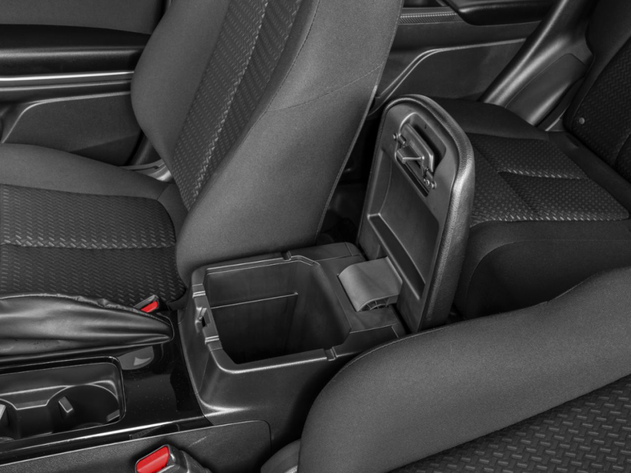 Mitsubishi Eclipse Cross ECLIPSE CROSS NOIR S-AWC 2026 Gris titane métallisé Ville de Québec - photo #9