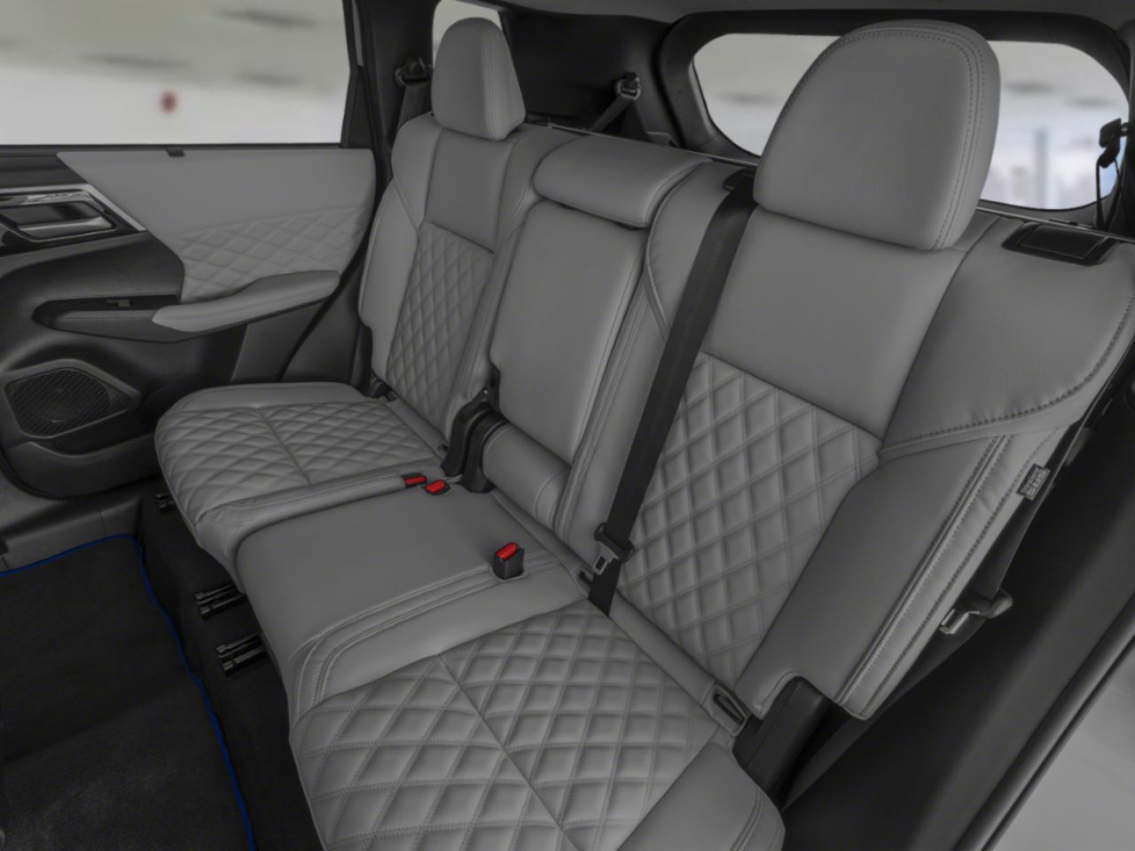 Mitsubishi Outlander PHEV SEL 2025 Rouge diamant Ville de Québec - photo #9