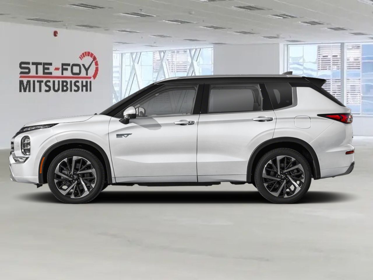 2025 Mitsubishi Outlander Plug-In Hybrid OUTLANDER PHEV GT S-AWC White Diamond/Black Roof Ville de Qu&eacute;bec - photo #2