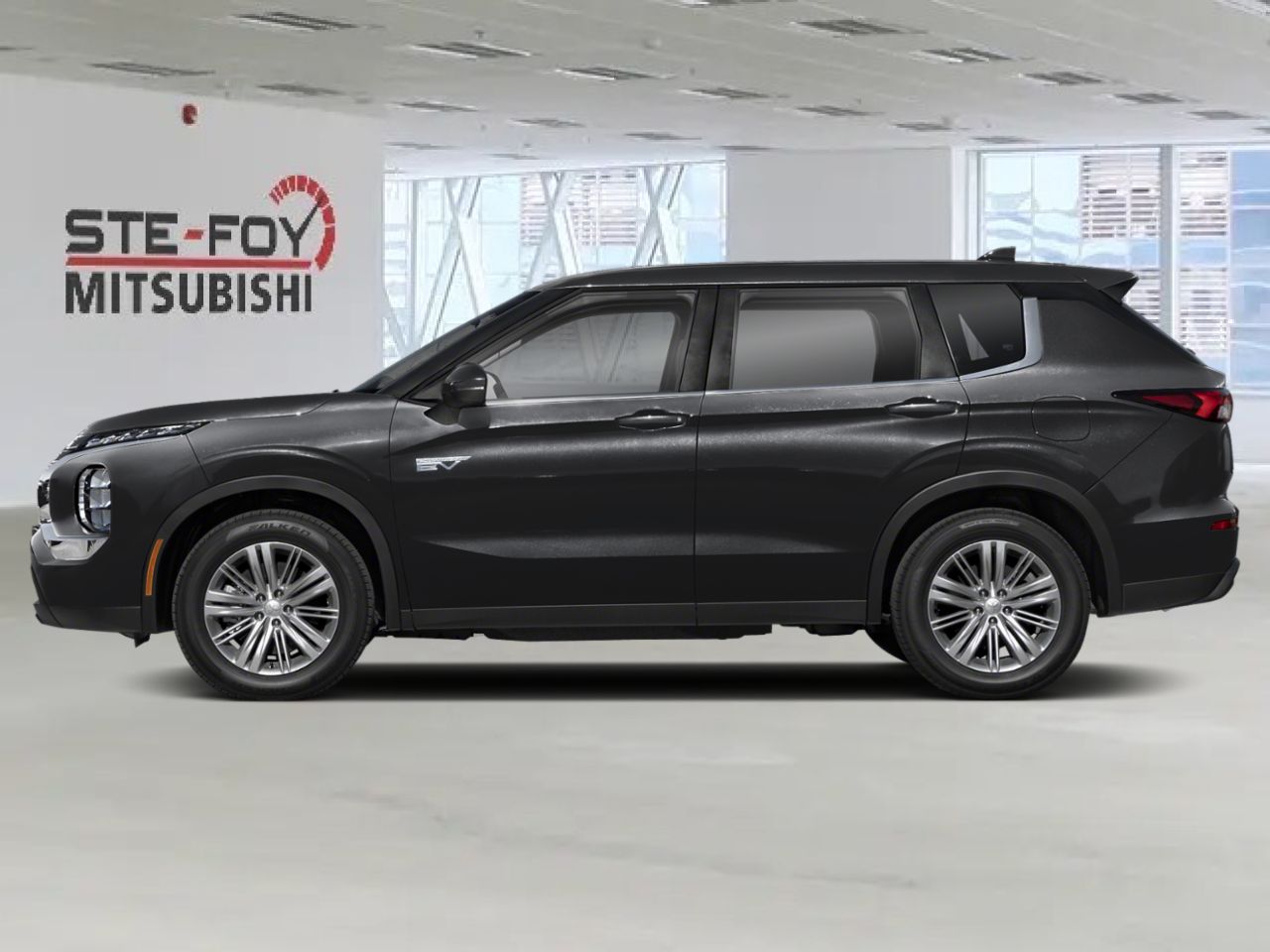 2025 Mitsubishi Outlander Plug-In Hybrid OUTLANDER PHEV ES S-AWC Labrador Black Ville de Qu&eacute;bec - photo #1