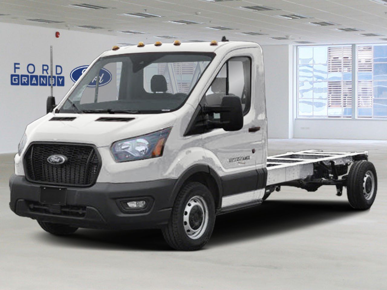 2025 Ford Transit fourgon tronqué à vendre à Granby