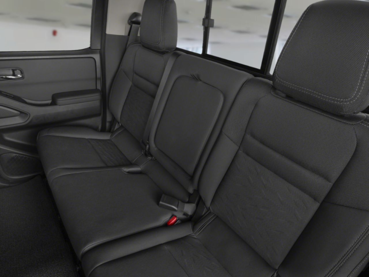 2023 Nissan Frontier Grey Saint-Georges - photo #6