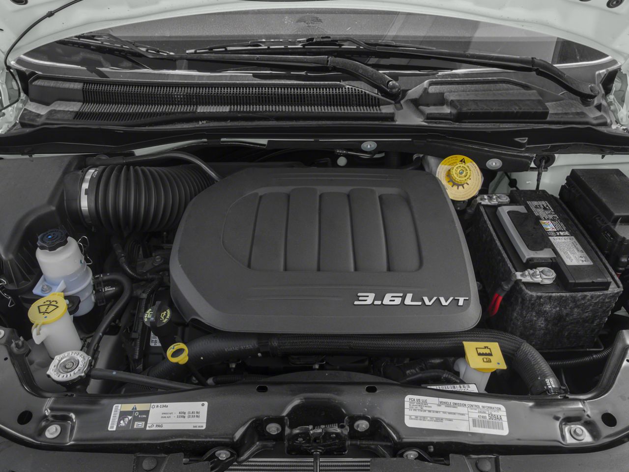Dodge Grand Caravan 2016 Noir Saint-Georges - photo #5
