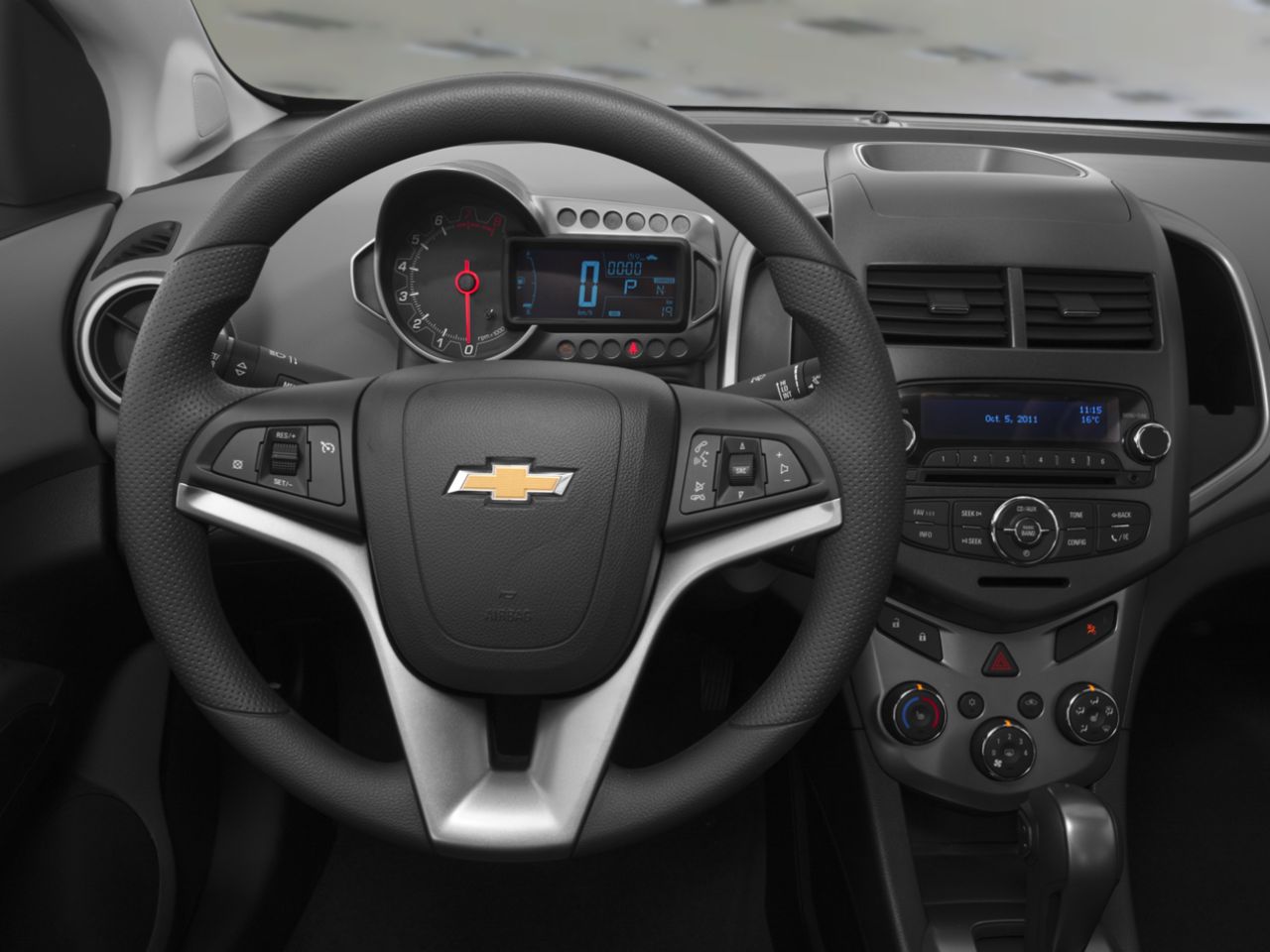 Chevrolet Sonic 2015 Rouge Saint-Georges - photo #3