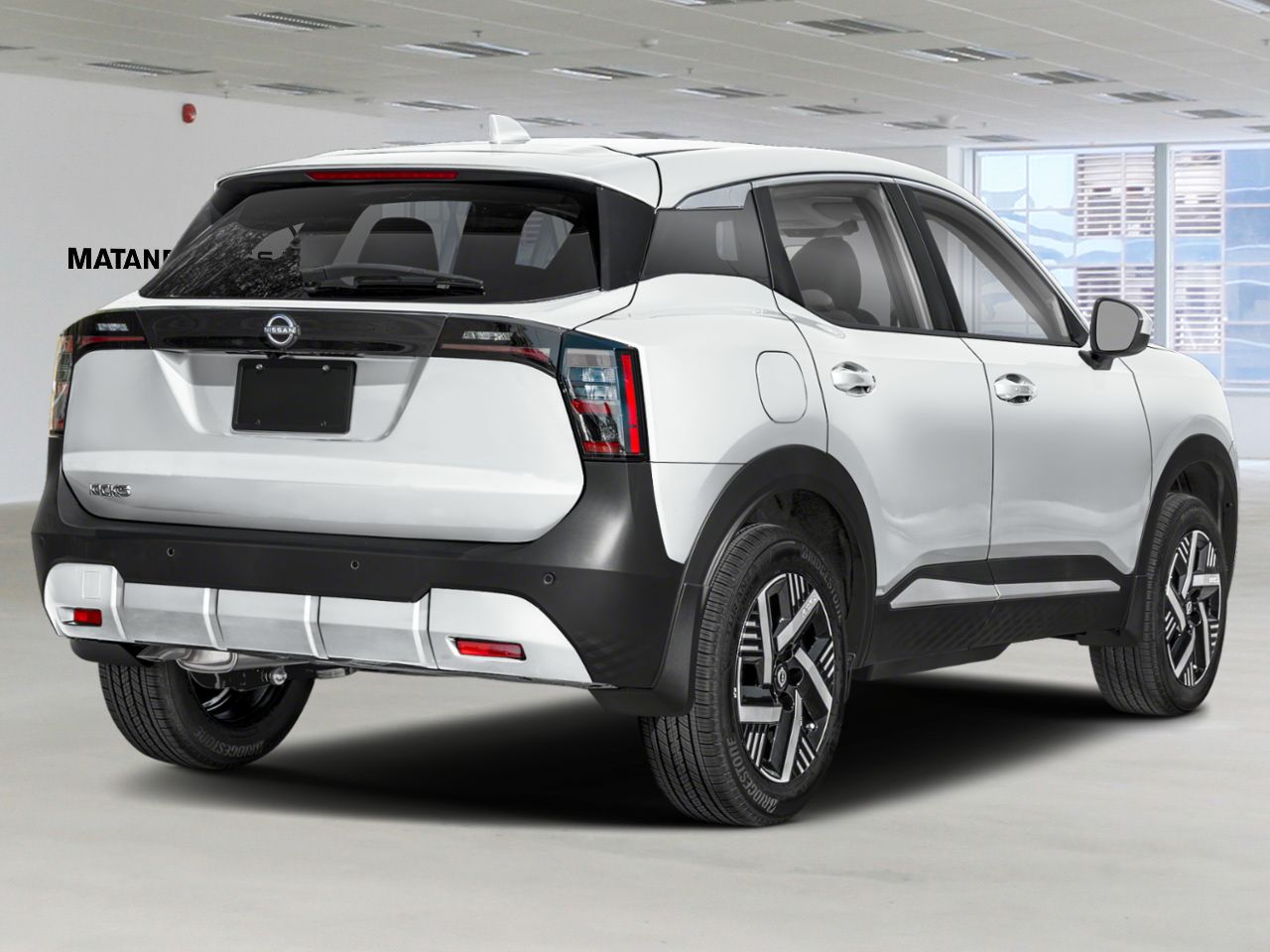 NISSAN Kicks 2026 Blanc d'Aspen triple couche/Noir intense Matane - photo #1
