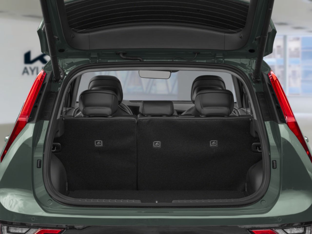 KIA NIRO HEV SX 2026 Noir Gatineau - photo #4