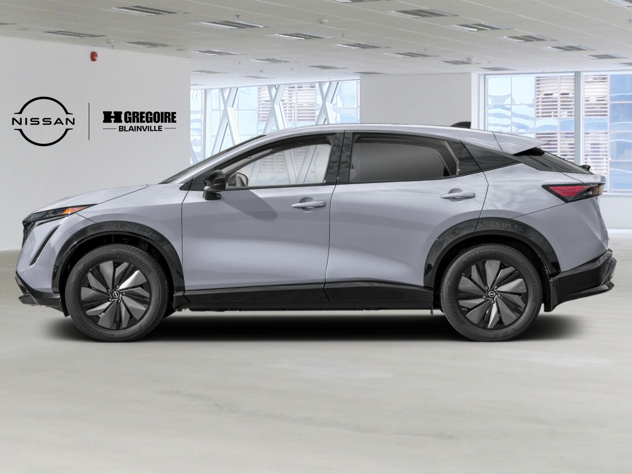 Nissan ARIYA 2026 Gris roche nacr&eacute; Blainville - photo #1