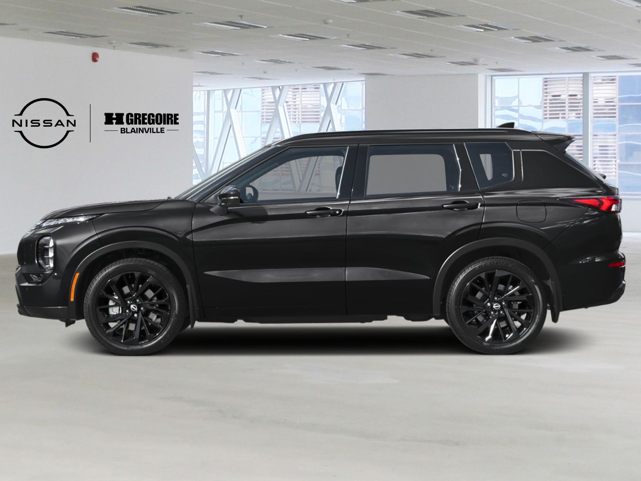 2026 Nissan Rogue Plug-In Hybrid Cosmic Black Blainville - photo #1