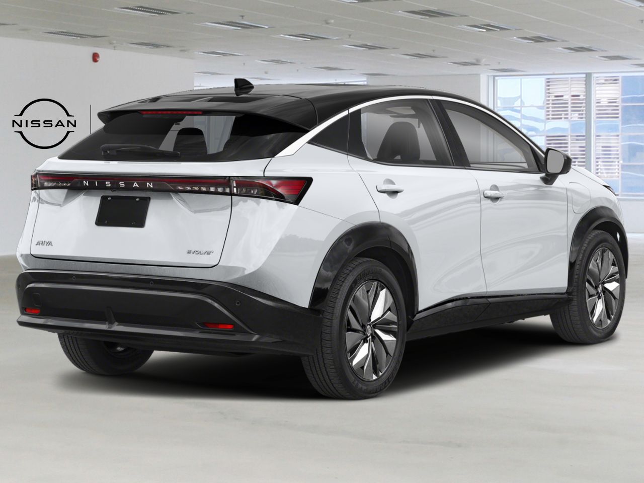 Nissan ARIYA 2026 Blanc Everest nacr&eacute; triple couche/Diamant noir nacr&eacute; Blainville - photo #2