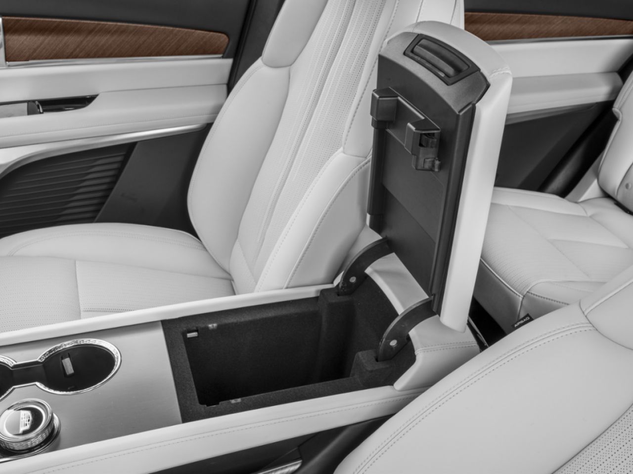 2027 CADILLAC VISTIQ VISTIQ ELECTRIC SPORT AWD (1SF) Vibrant White Tricoat Laval - photo #12