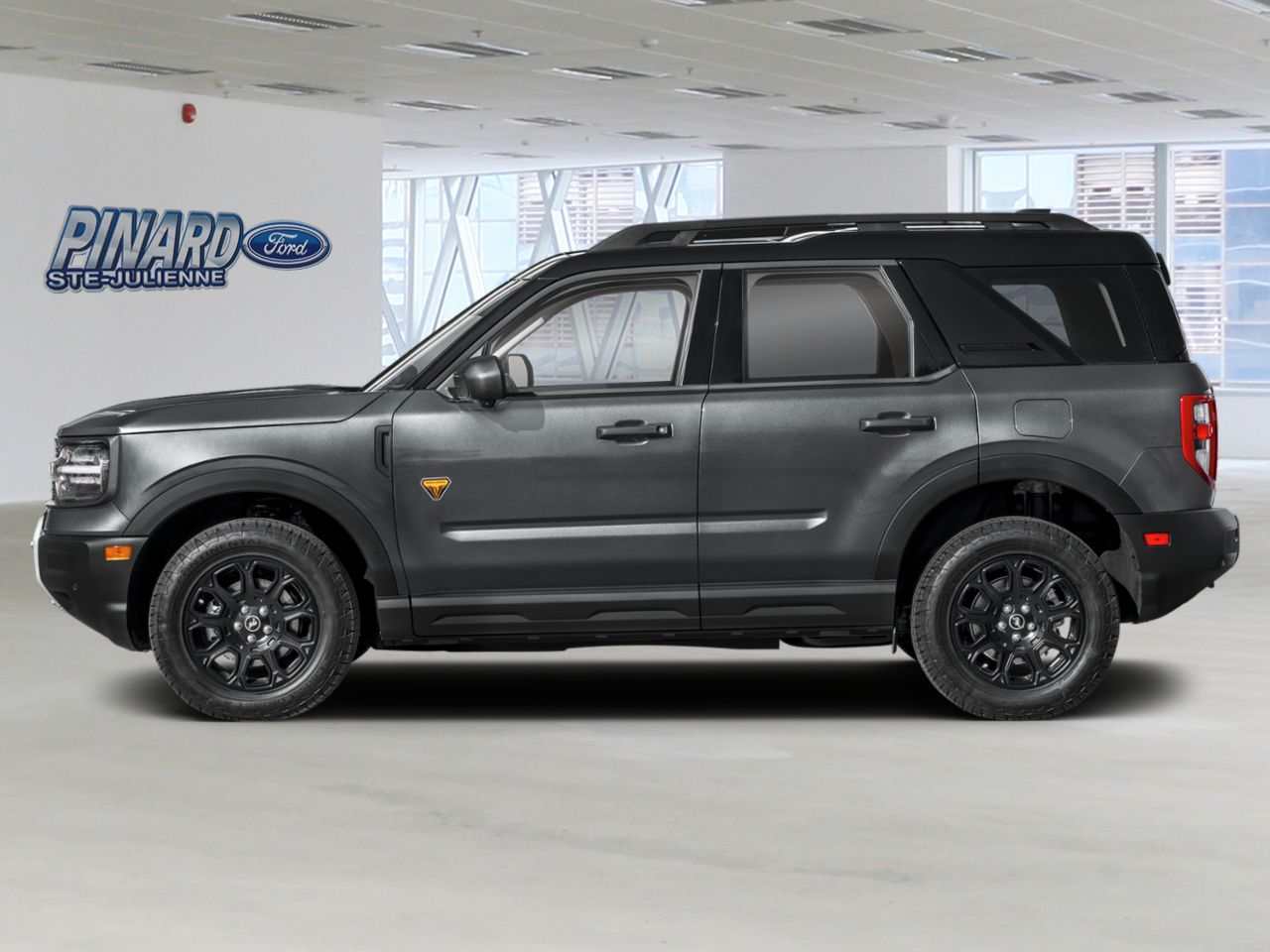 2026 Ford Bronco Sport Carbonized Grey Metallic Sainte-Julienne - photo #1