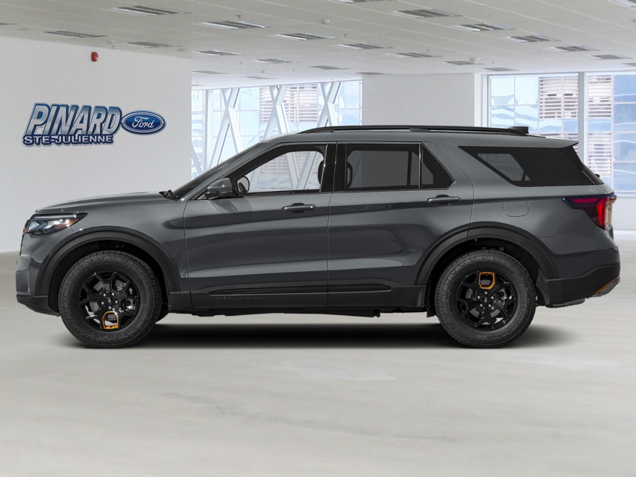 2026 Ford Explorer Grey Sainte-Julienne - photo #2