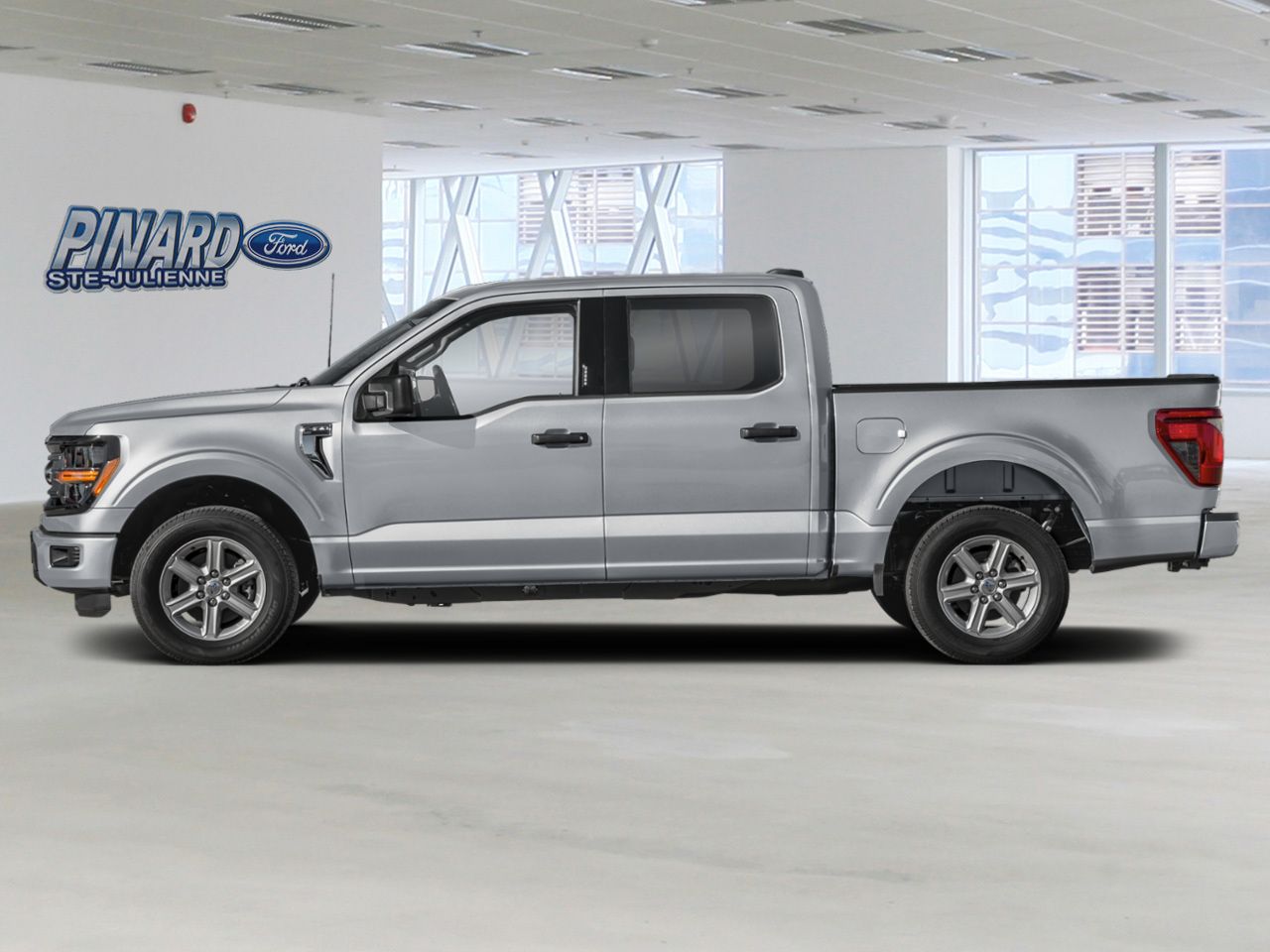 Ford F-150 2026 Argent embl&eacute;matique m&eacute;tallis&eacute; Sainte-Julienne - photo #2