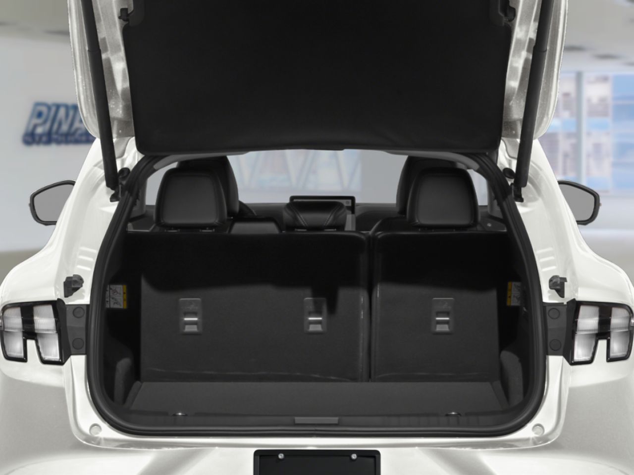 2026 Ford Mustang Mach-E Star White Metallic Tri-Coat Sainte-Julienne - photo #11