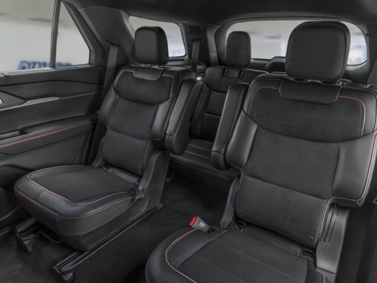 2026 Ford Explorer Grey Sainte-Julienne - photo #9