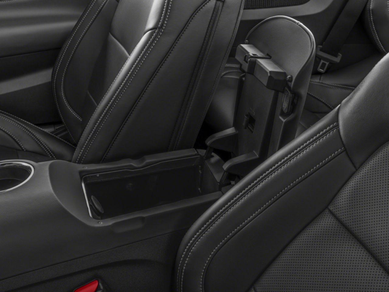 2026 Ford Mustang Race Red Sainte-Julienne - photo #5