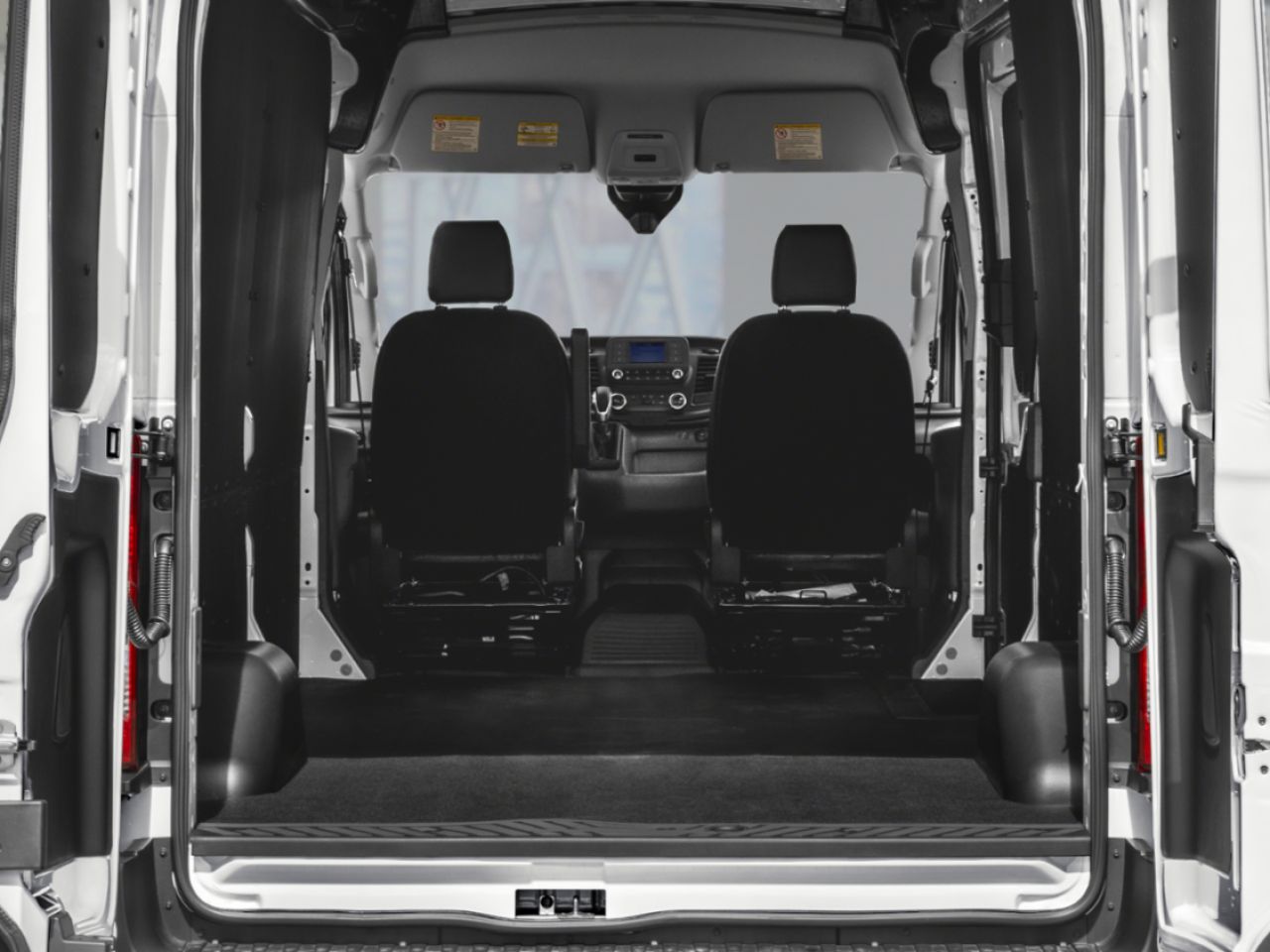 2026 Ford Transit Cargo Van Oxford White Sainte-Julienne - photo #9