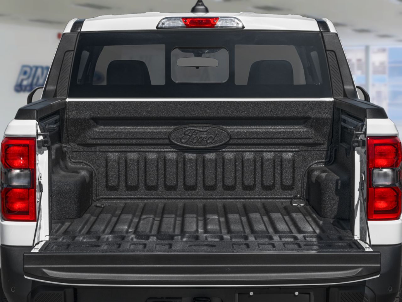 2026 Ford Maverick Azure Grey Metallic Tri-Coat Sainte-Julienne - photo #5