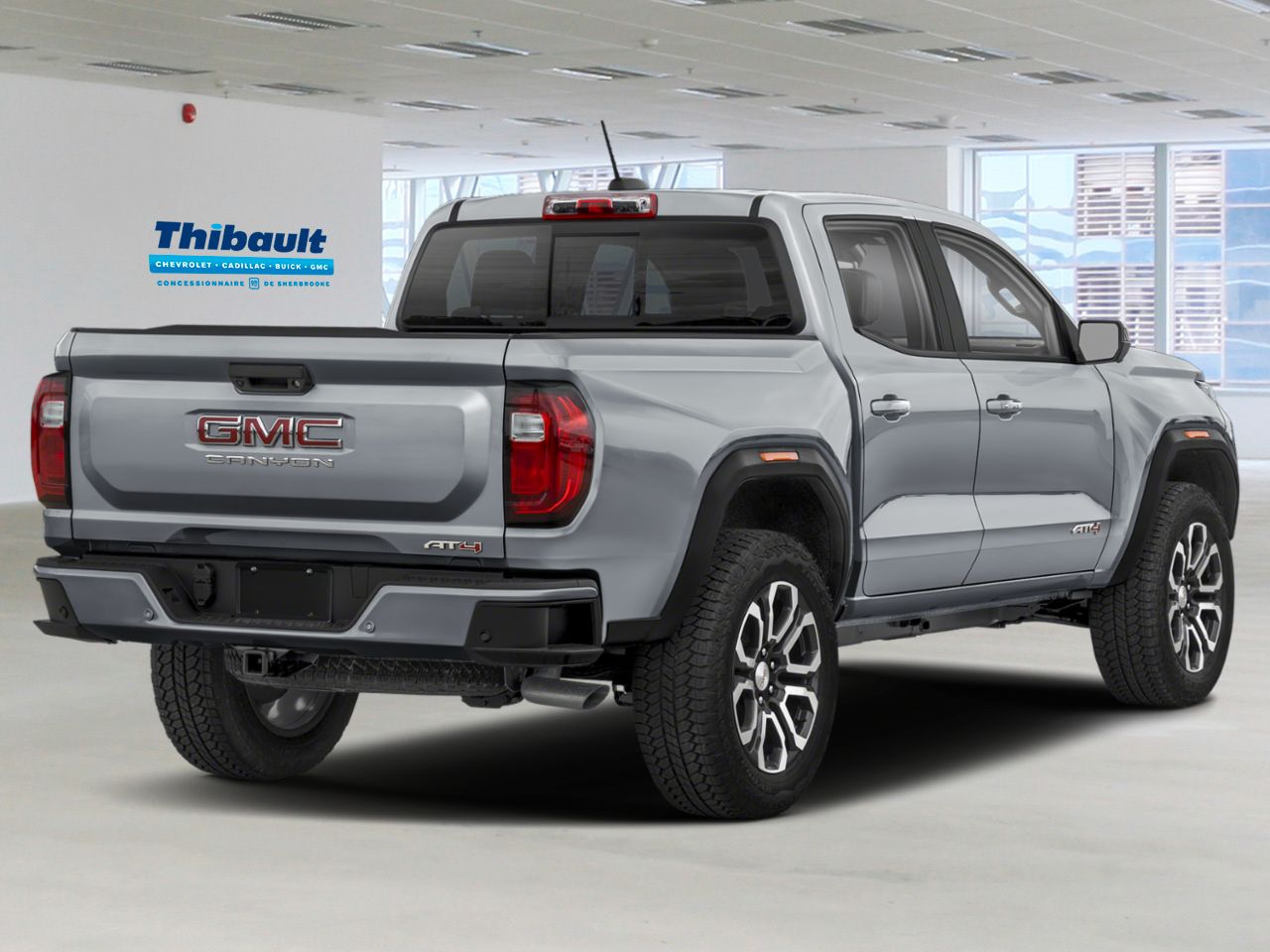 GMC Canyon AT4 cabine multiplace 4RM 2026 STERLING METALLISE Sherbrooke - photo #1