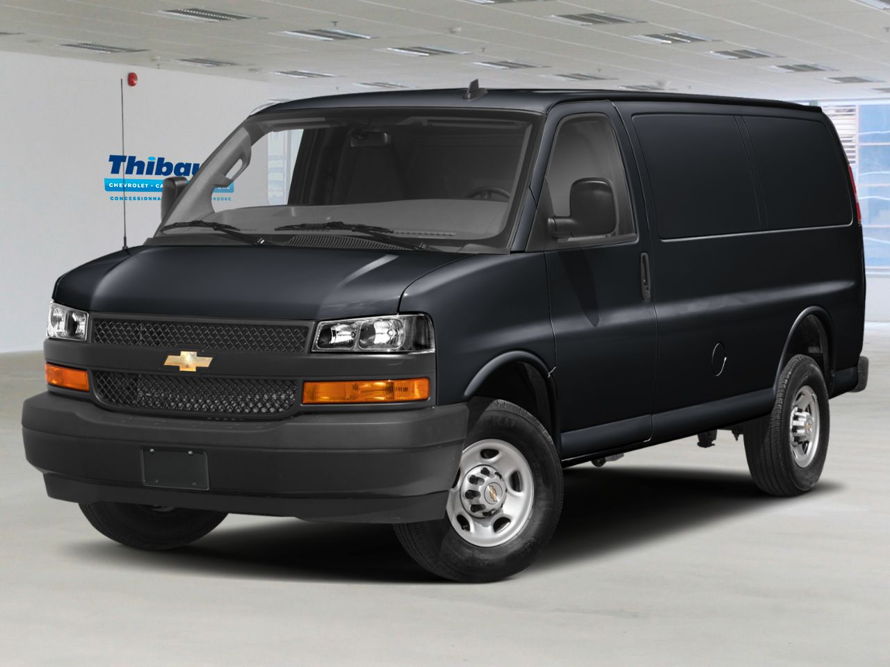 CHEVROLET Fourgonnette Express utilitaire Traction arri&egrave;re 2500 155 po 2025 Noir Sherbrooke - photo #0