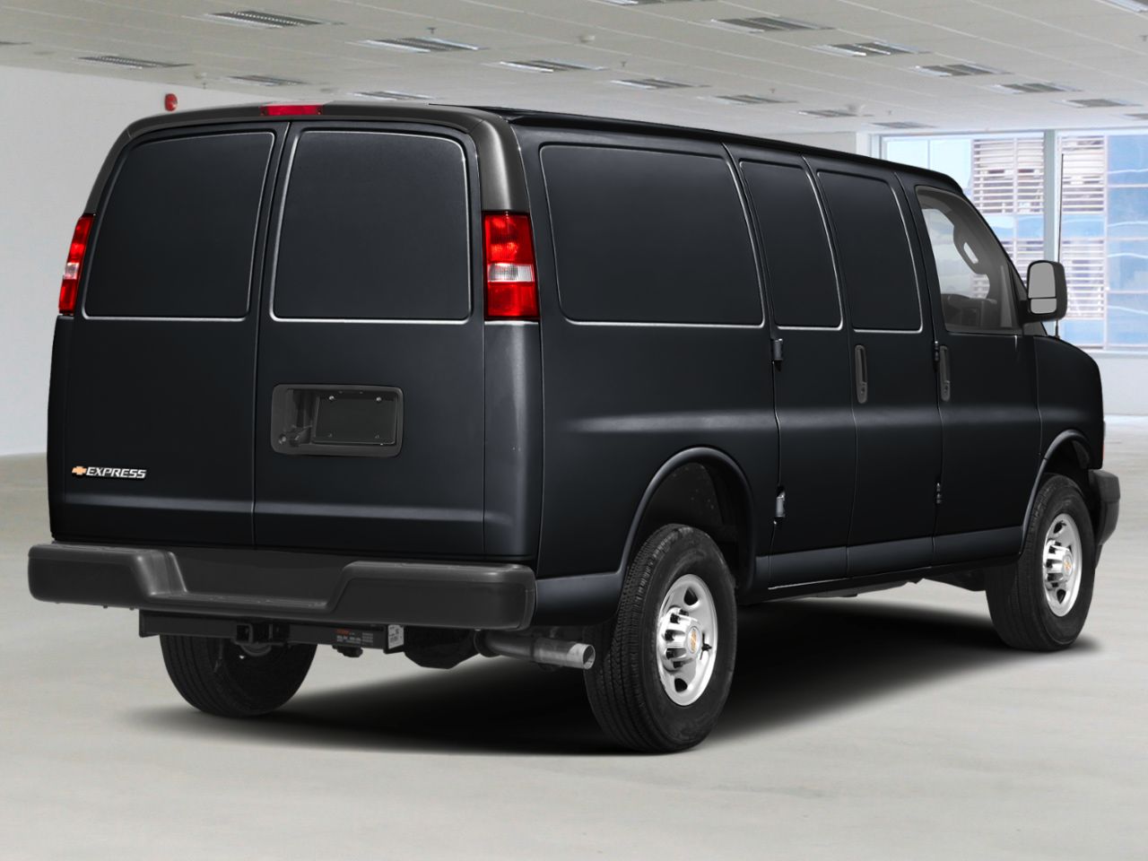 CHEVROLET Fourgonnette Express utilitaire Traction arri&egrave;re 2500 155 po 2025 Noir Sherbrooke - photo #2
