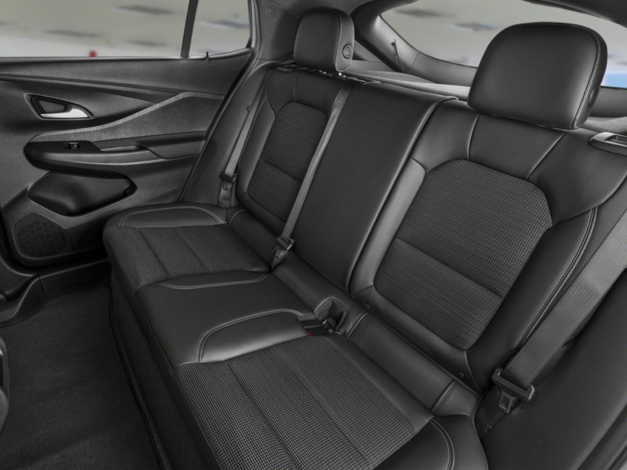 BUICK ENVISTA Tourisme sport 4 portes TA 2026 Noir Sherbrooke - photo #5