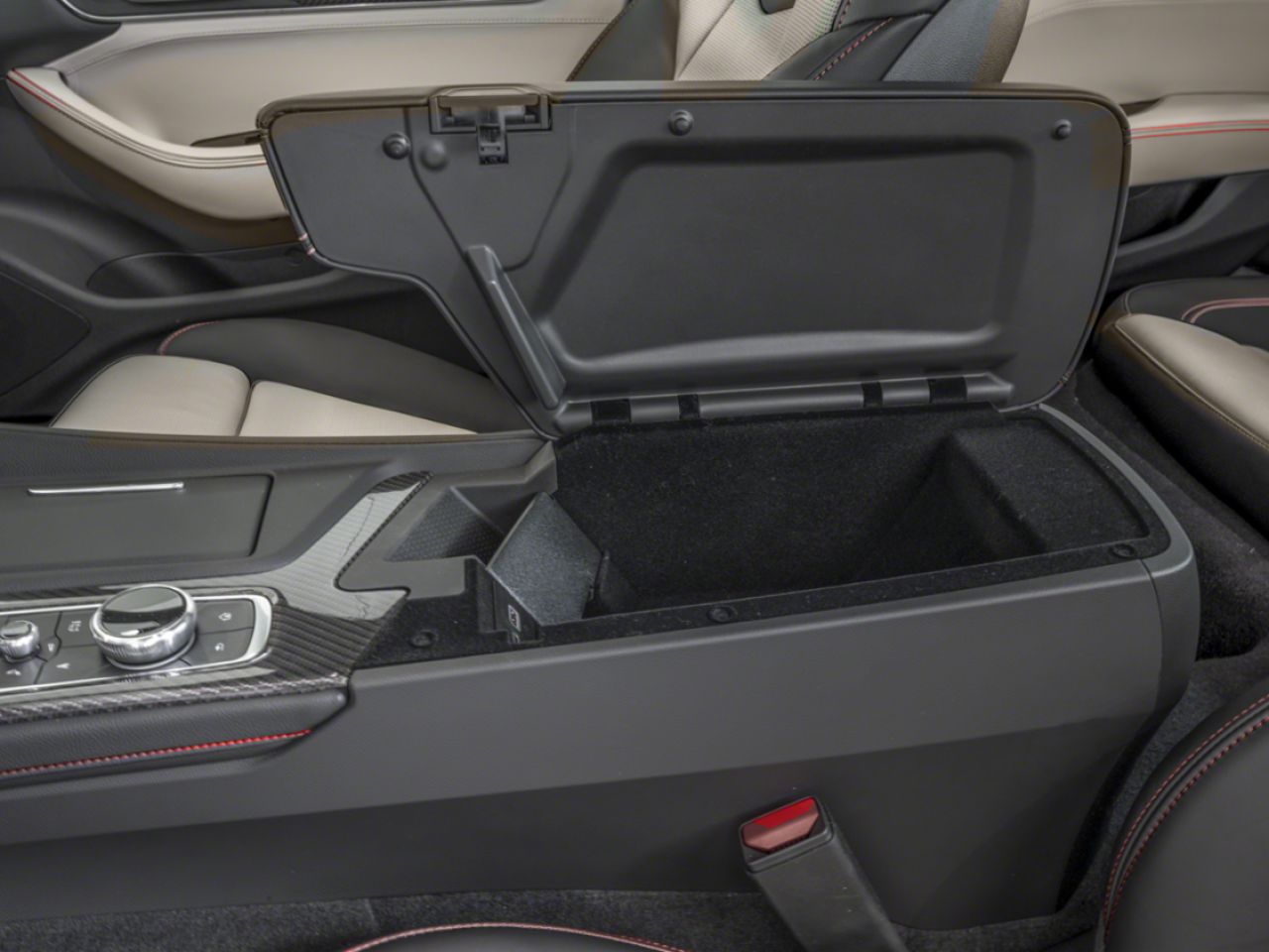 CADILLAC CT5 Berline sport 4 portes 2026 Noir Sherbrooke - photo #4