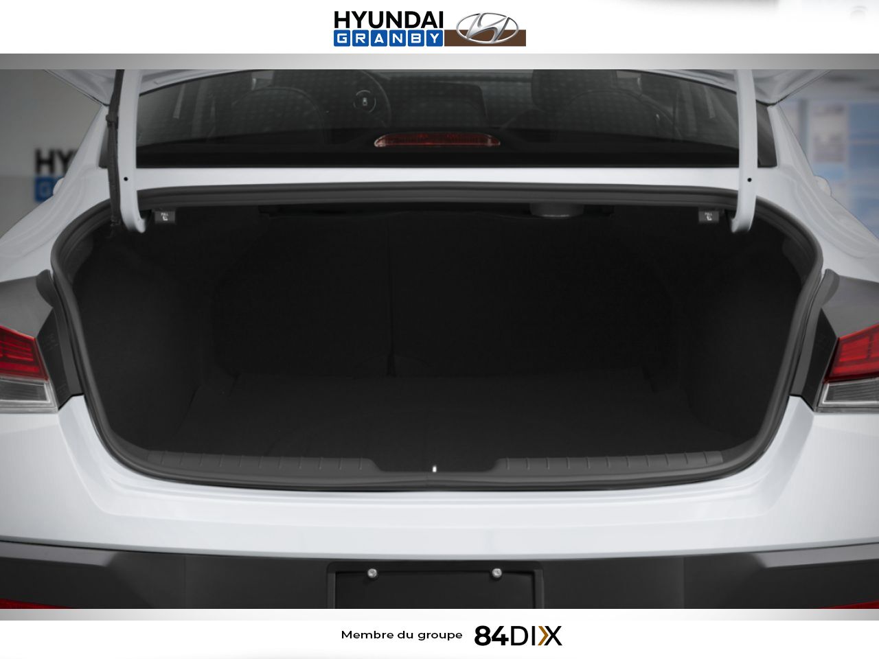 HYUNDAI ELANTRA HEV LUXURY 2026 Noir Granby - photo #8