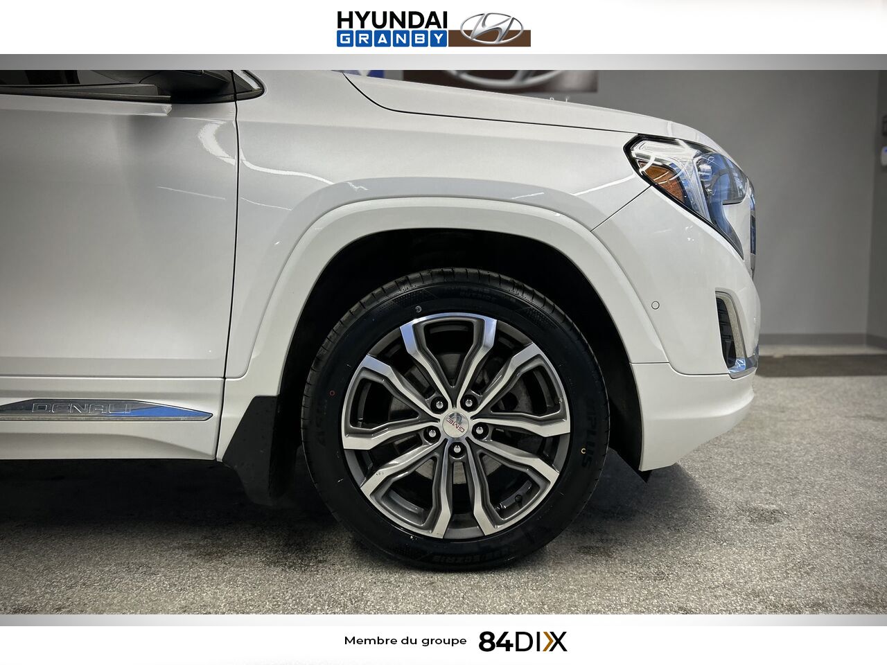 GMC Terrain 2020 Blanc Granby - photo #8