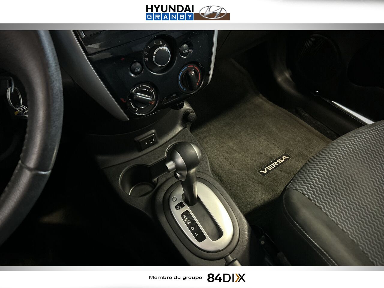 Nissan Versa Note 2017 Gris Granby - photo #13