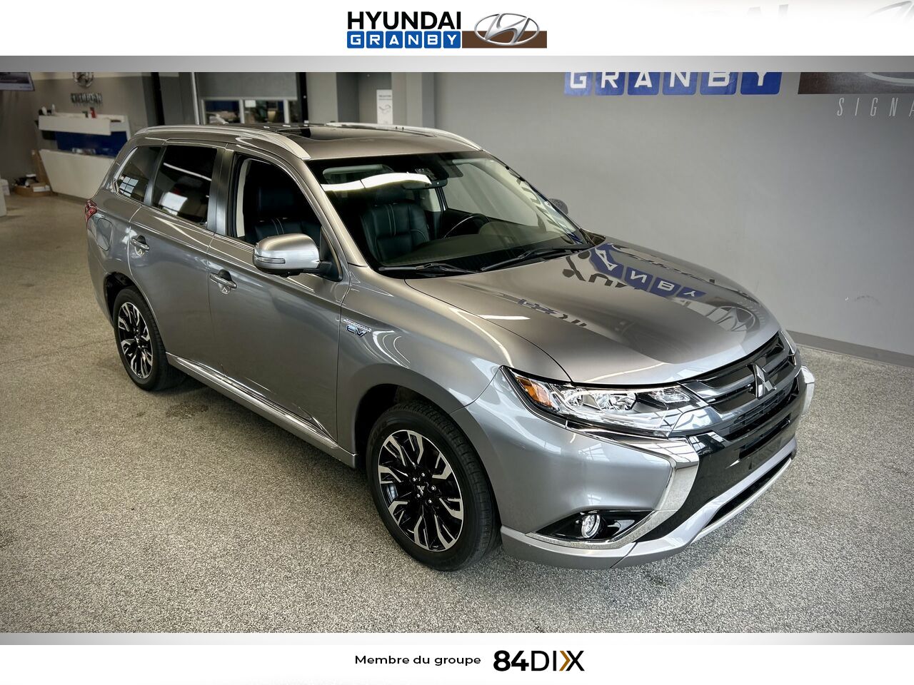 Mitsubishi Outlander PHEV 2018 Gris Granby - photo #1