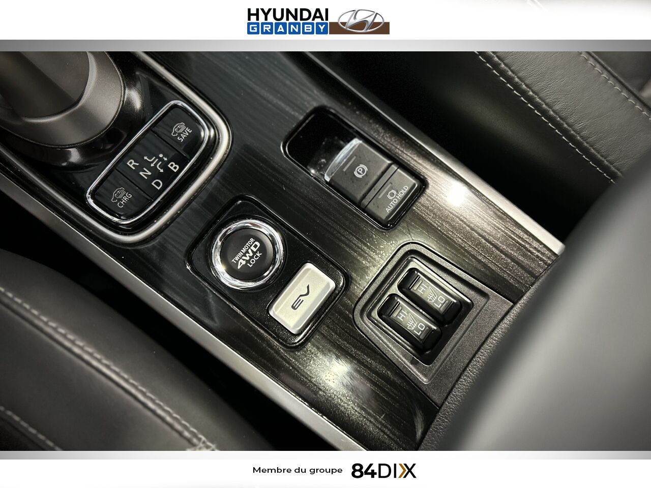 Mitsubishi Outlander PHEV 2018 Gris Granby - photo #19