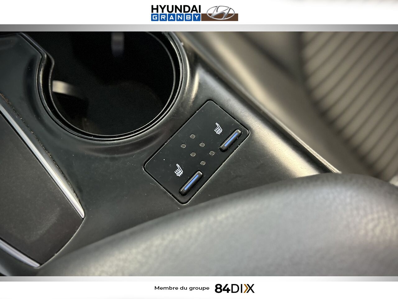 2019 Toyota Camry Black Granby - photo #17