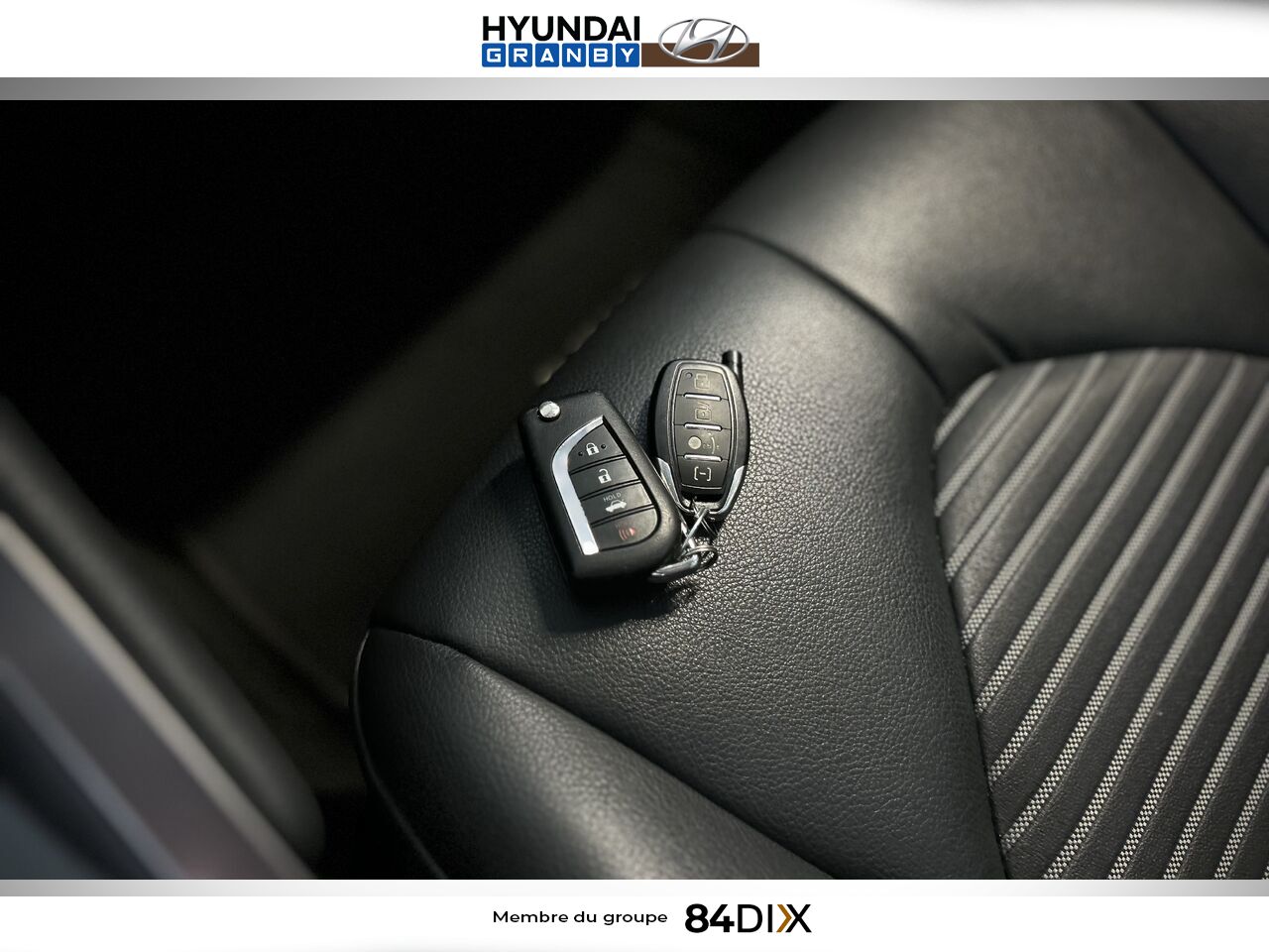 2019 Toyota Camry Black Granby - photo #18