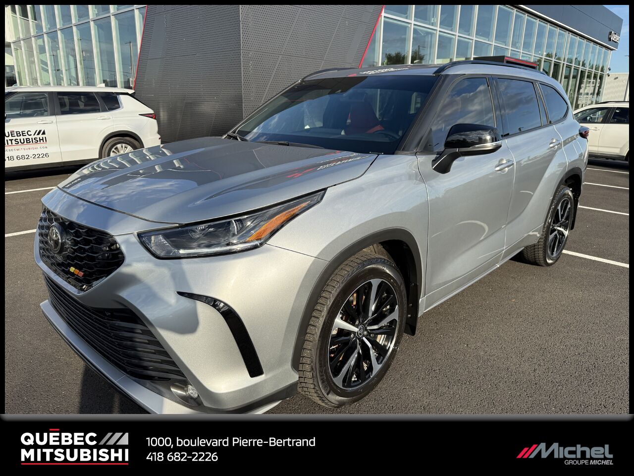 Toyota Highlander XSE, Awd, Toit ouvrant, Volant chauffant, Cuir 2022 Gris Ville de Québec - photo #0