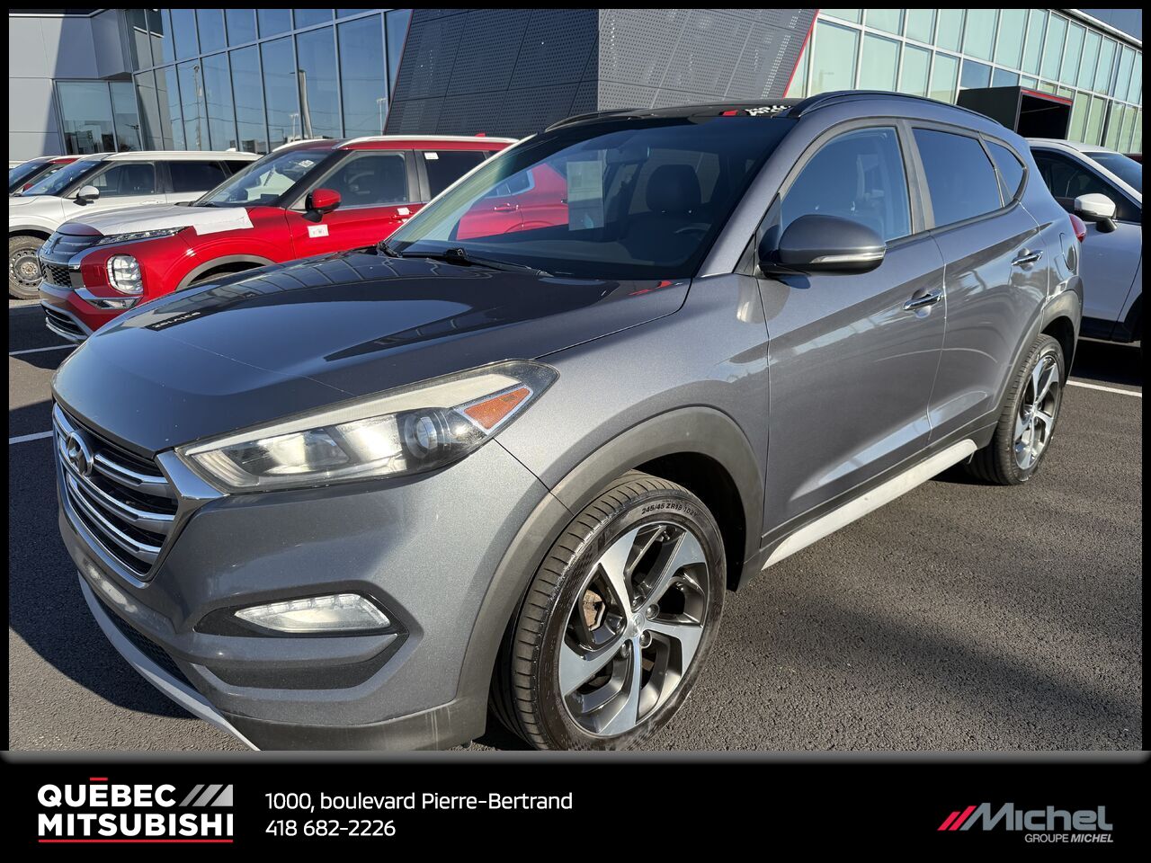 Hyundai Tucson 1.6T SE AWD, Toit Pano, Cuir, Volant chauffant 2018 Gris Ville de Québec - photo #0