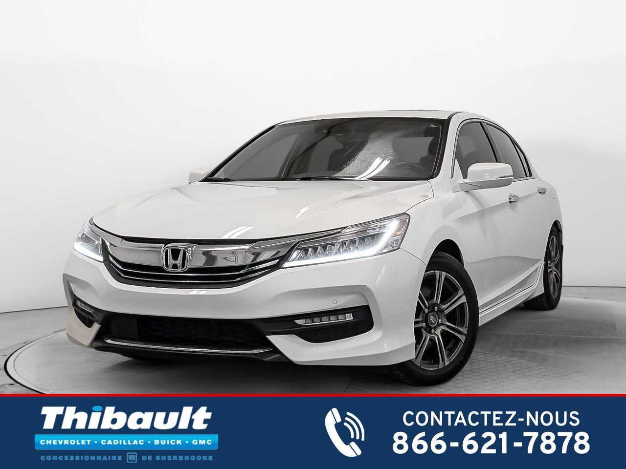 Honda ACCORD Honda Accord Touring V6 Cuir Toit Ouvrant 2017 Blanc Sherbrooke - photo #0