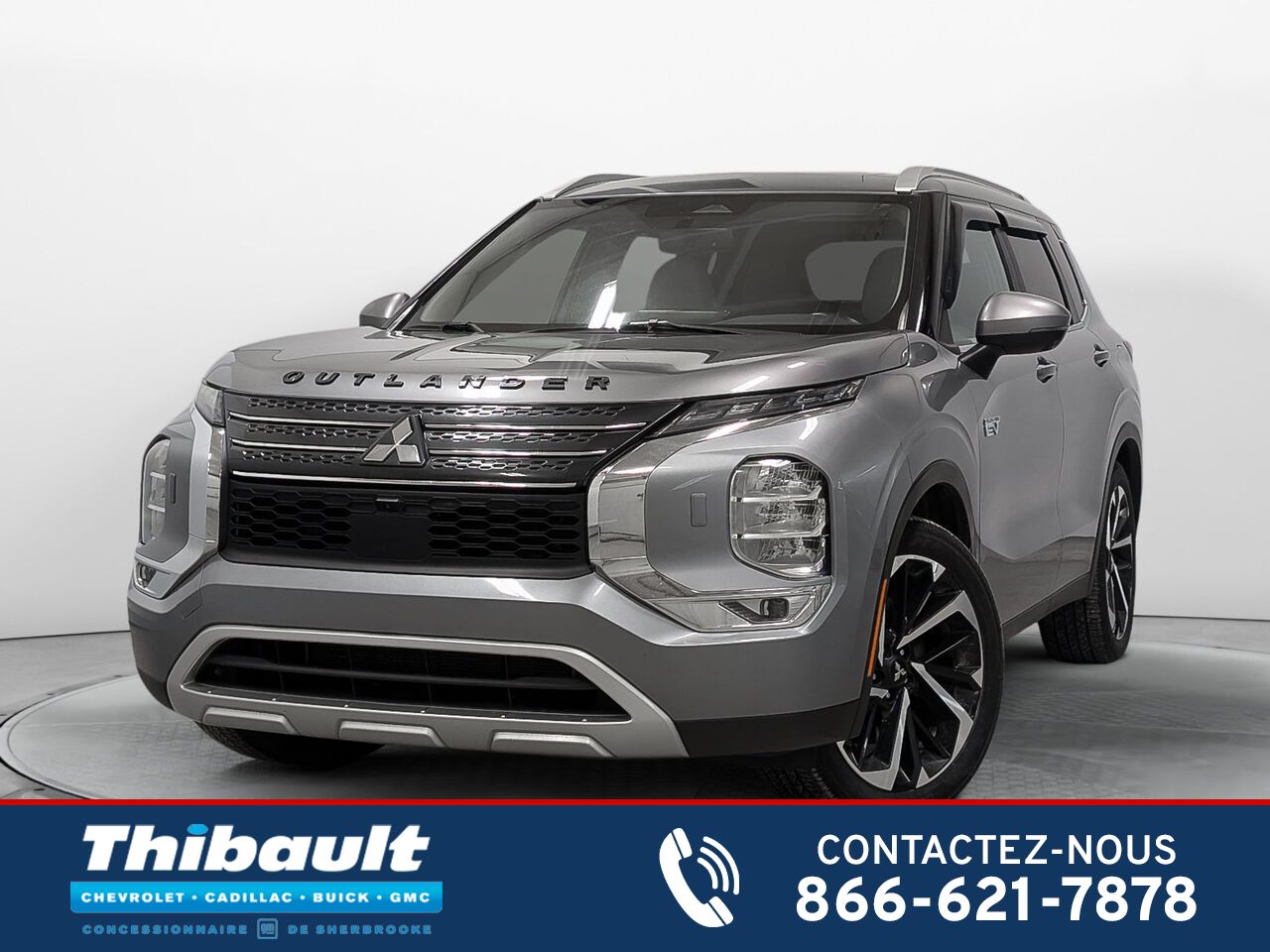 2024 Mitsubishi OUTLANDER PHEV SEL S-AWC 7 Places Toit Pano Other Sherbrooke - photo #0