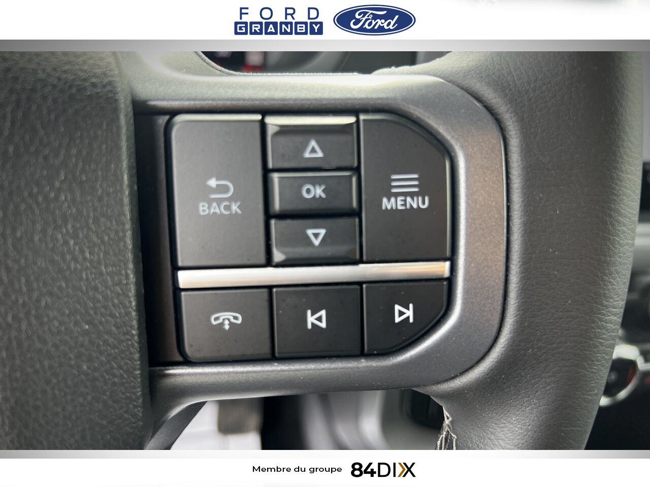 Ford F-150 2025 Noir Granby - photo #17