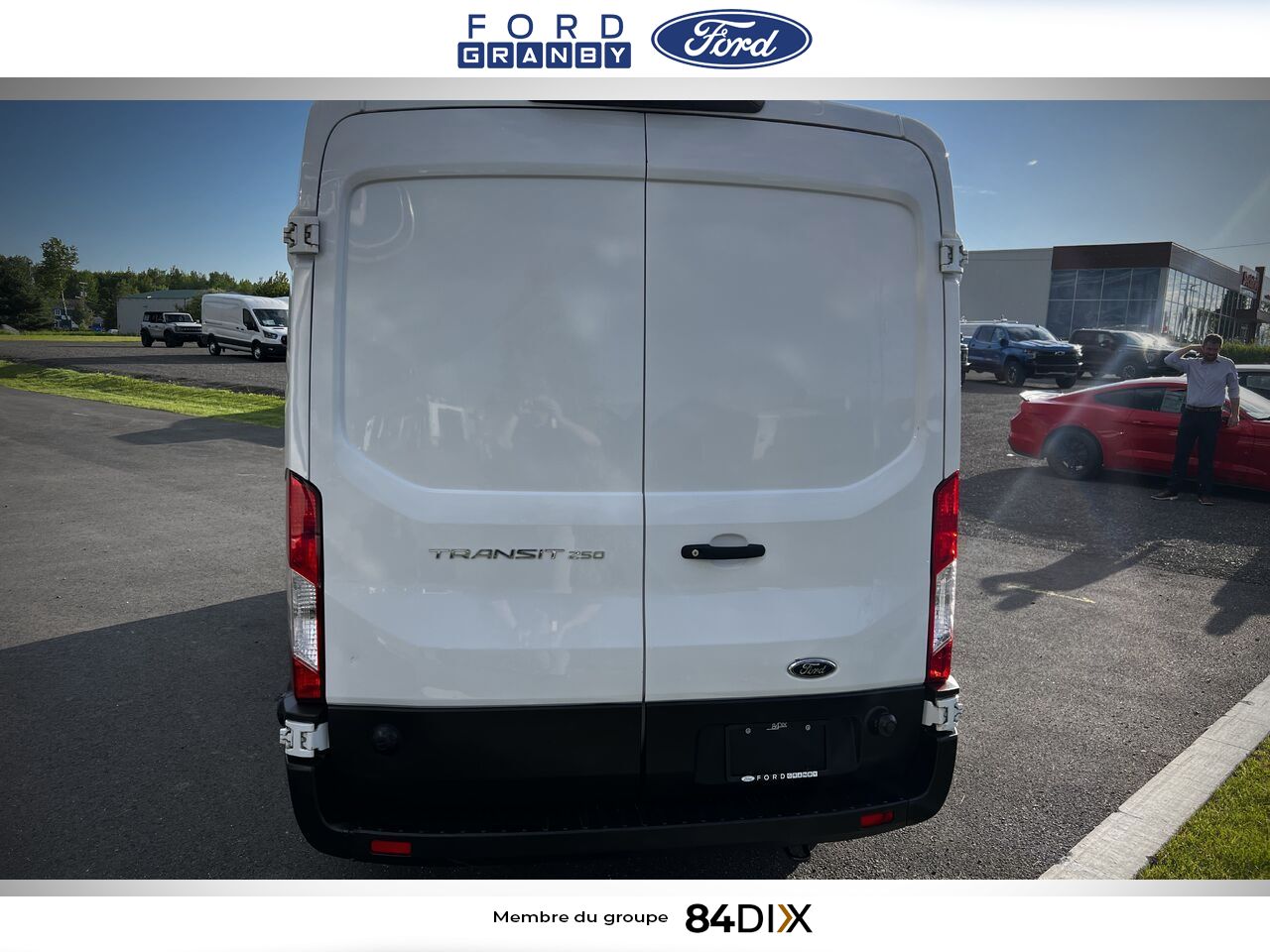 2019 Ford Transit fourgon utilitaire White Granby - photo #4