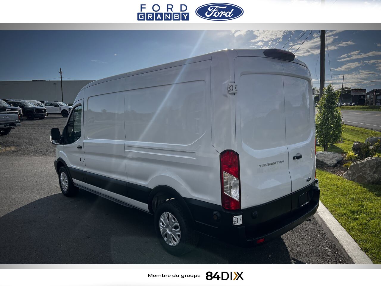 2019 Ford Transit fourgon utilitaire White Granby - photo #5