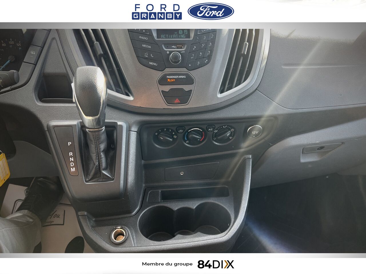 2019 Ford Transit fourgon utilitaire White Granby - photo #15