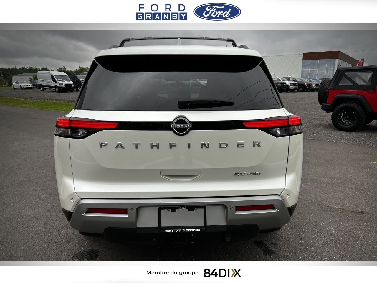Nissan Pathfinder 2024 Blanc Granby - photo #5