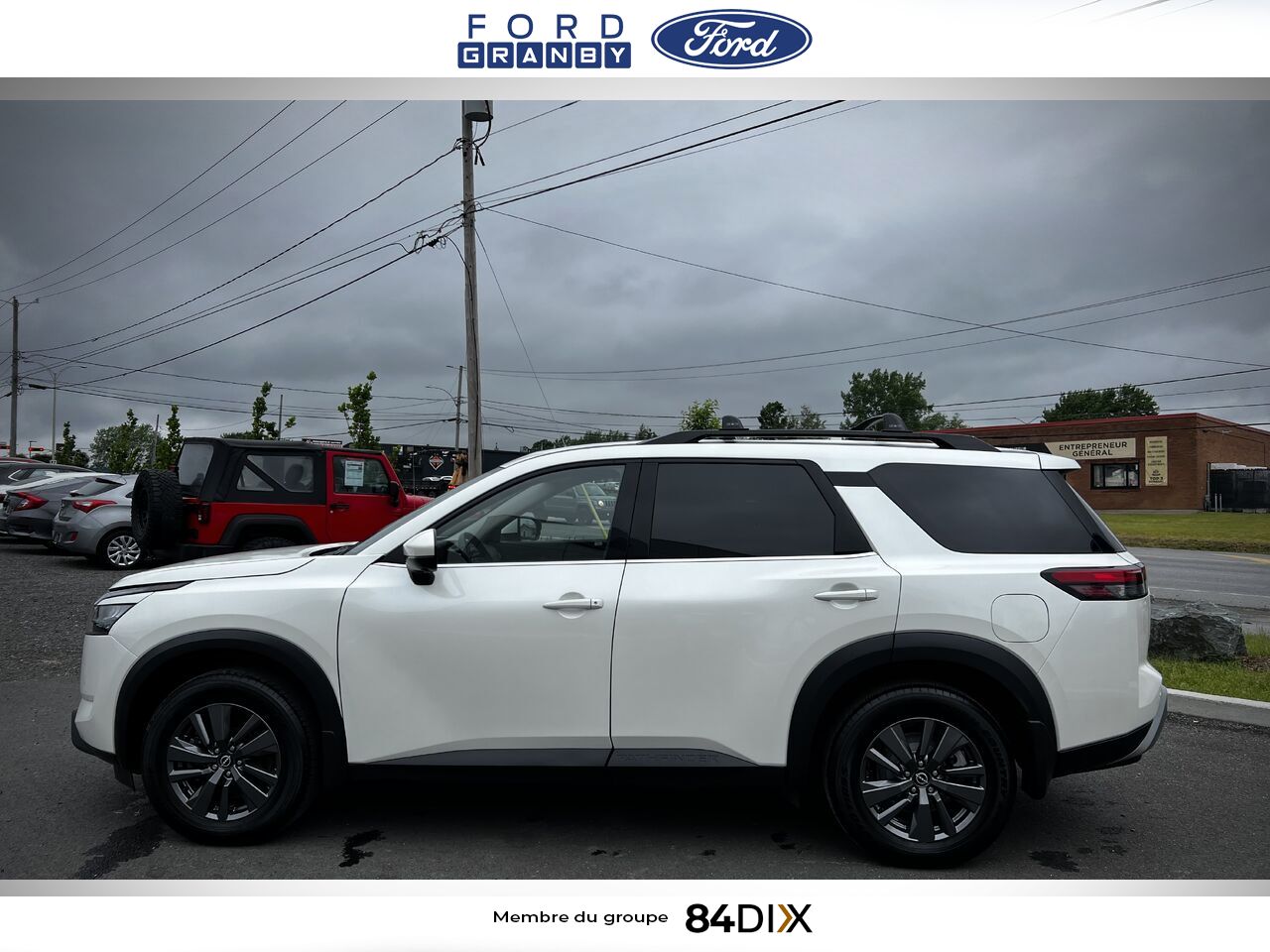 Nissan Pathfinder 2024 Blanc Granby - photo #8