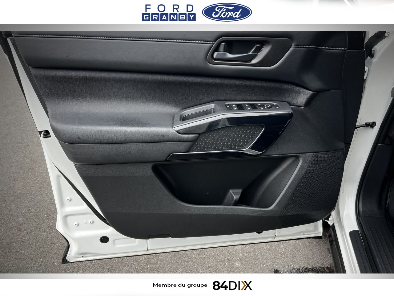 Nissan Pathfinder 2024 Blanc Granby - photo #16