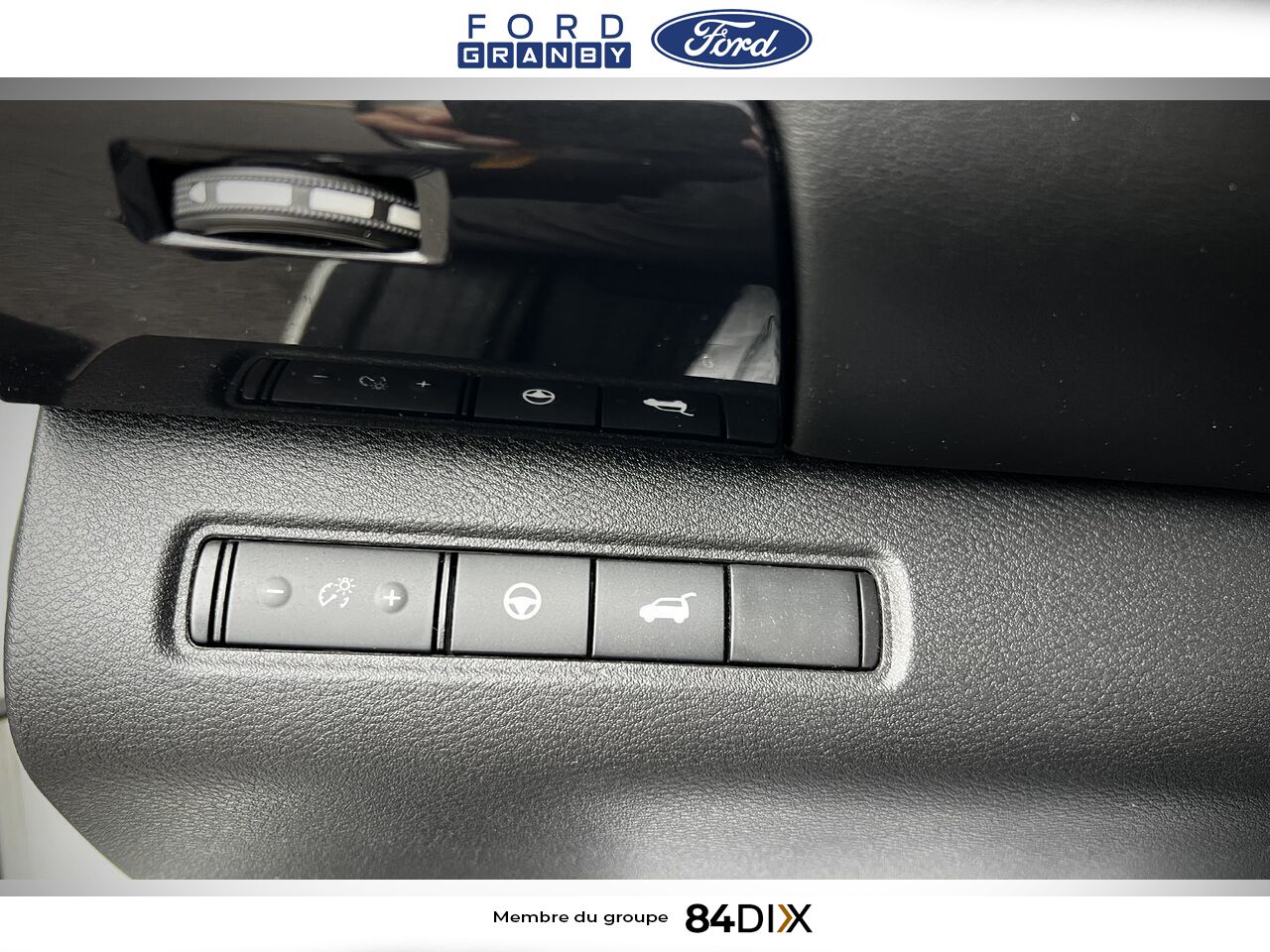 Nissan Pathfinder 2024 Blanc Granby - photo #23