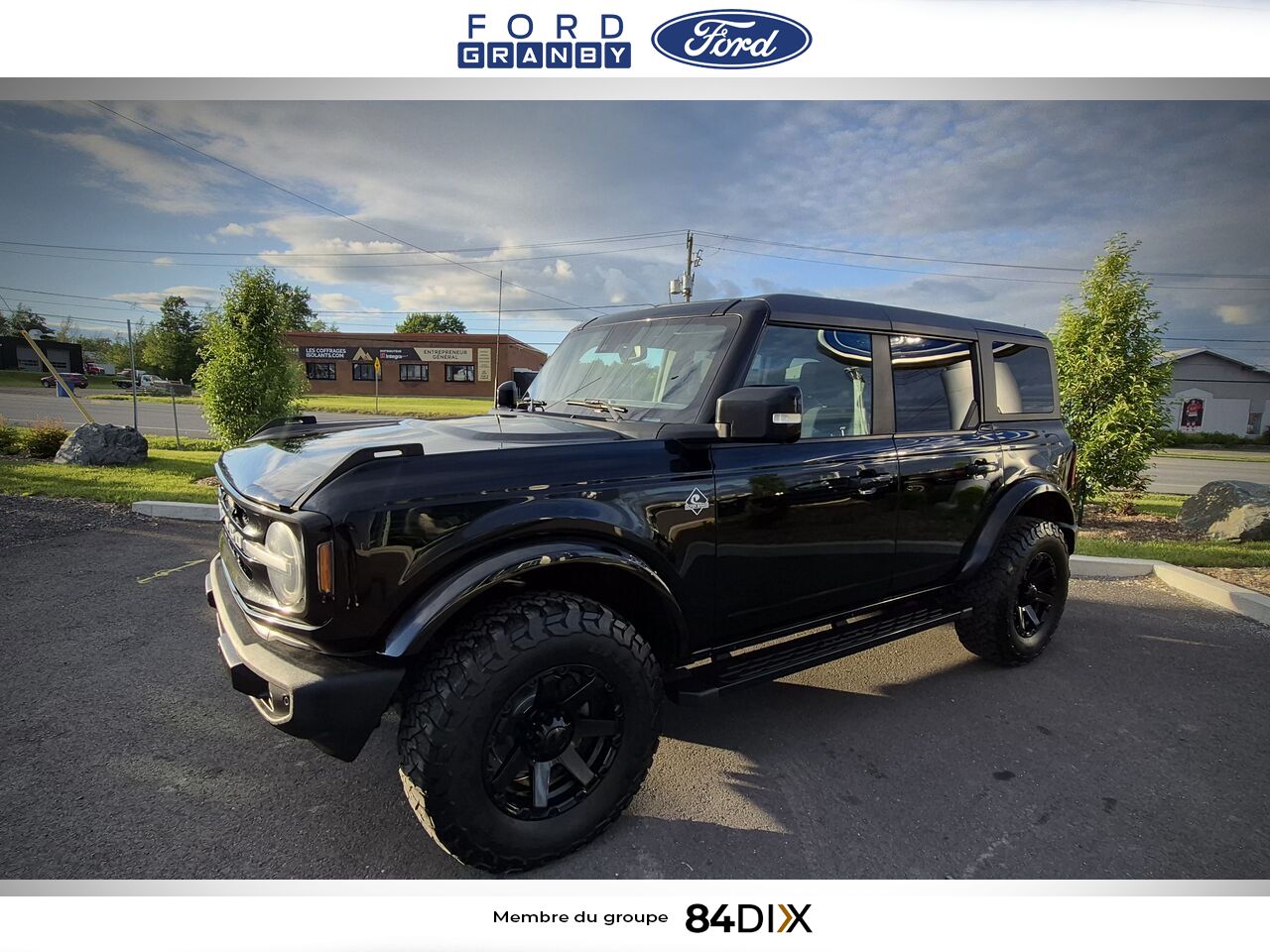 2022 Ford Bronco Black Granby - photo #2